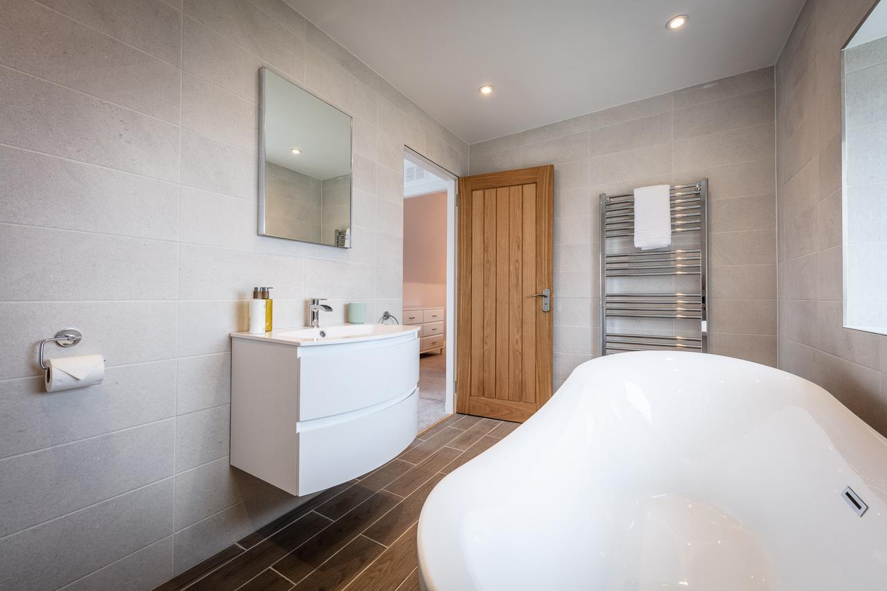 Lochside Villa Staffin Ngoại thất bức ảnh